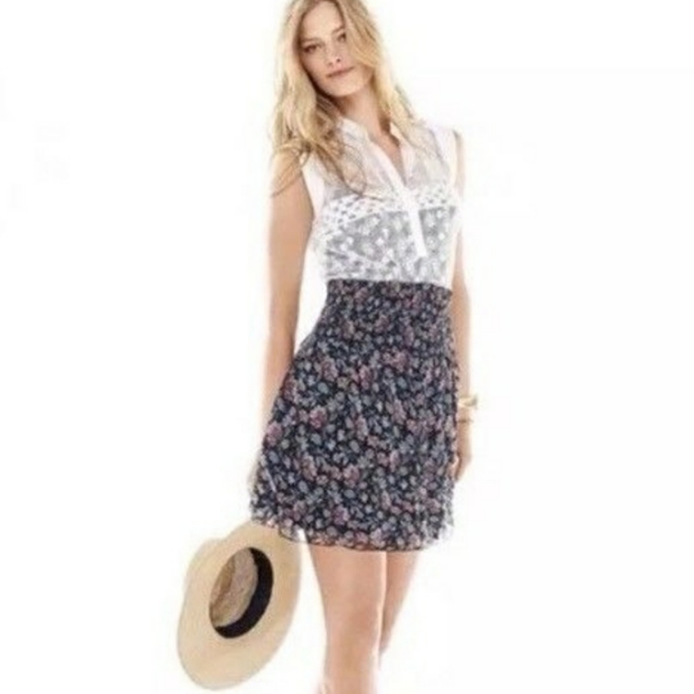 CAbi Blue Floral Flirt Skirt Medium